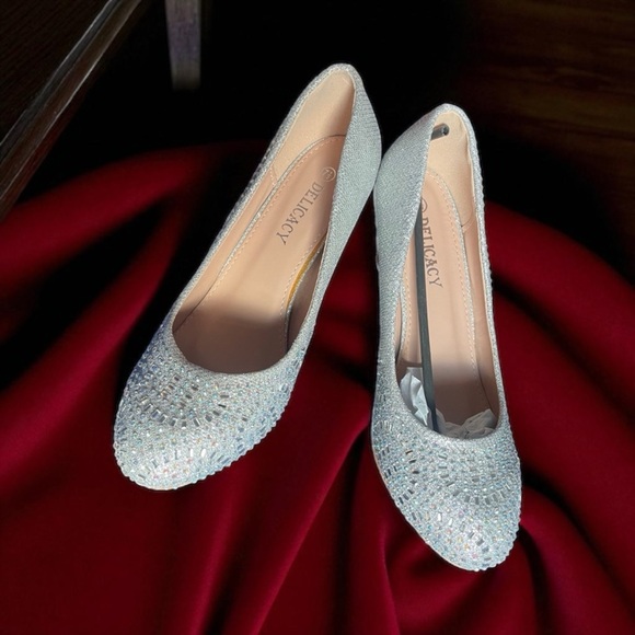Delicacy Shoes - Delicacy Sparkling Silver Heels Size 7.5